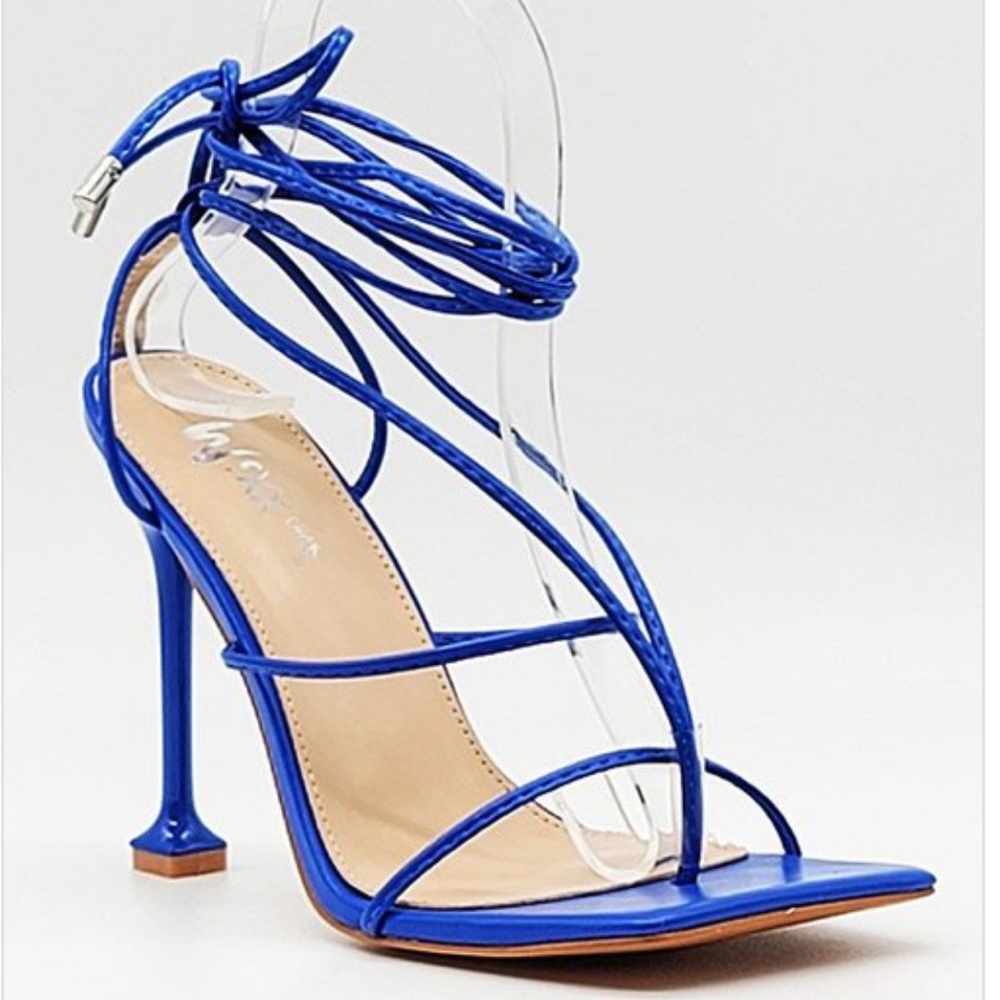 Mixx Shuz- Royal Blue square toe sandal heels in Size 9